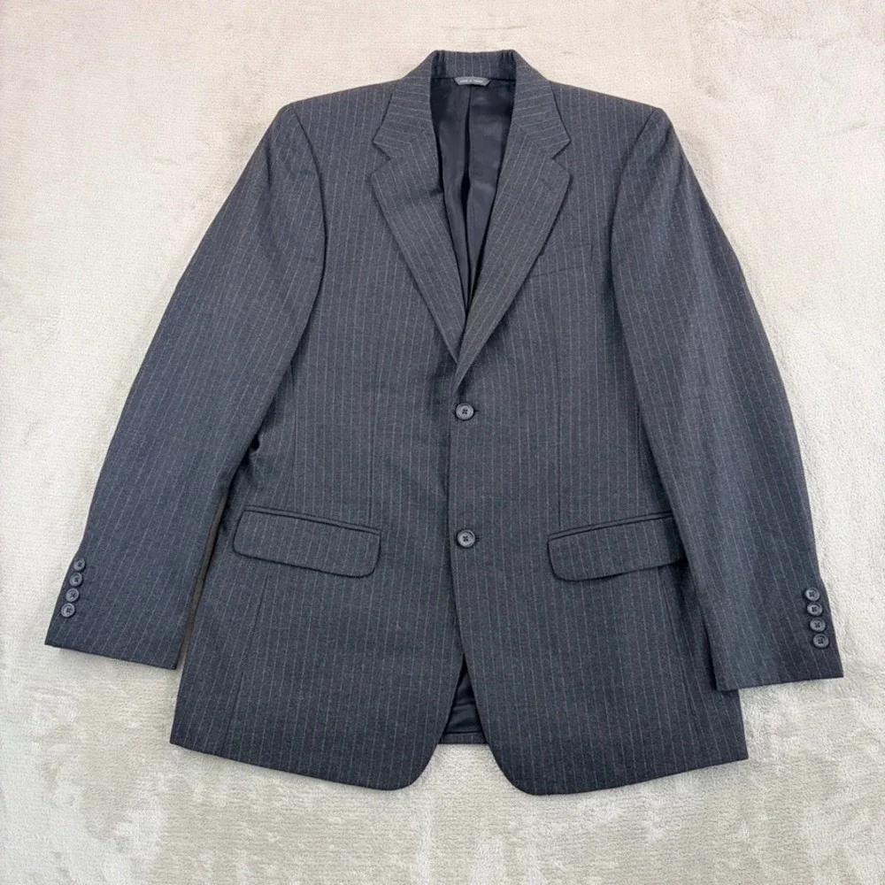 Vintage Banana Republic Blazer Sport Coat Jacket in Grey Stripe Wool Men 40R